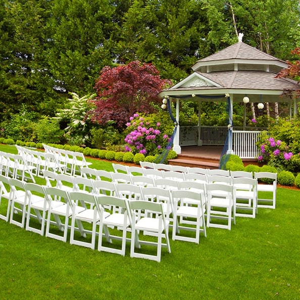 our wedding & event trailers come equipped with amenities such as air conditioning, heating, and upscale furnishings